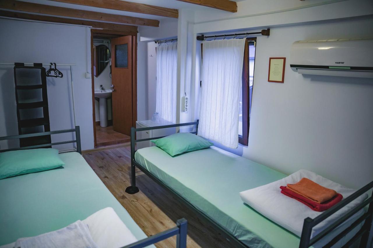 Bazart Vama Veche Hostel ภายนอก รูปภาพ