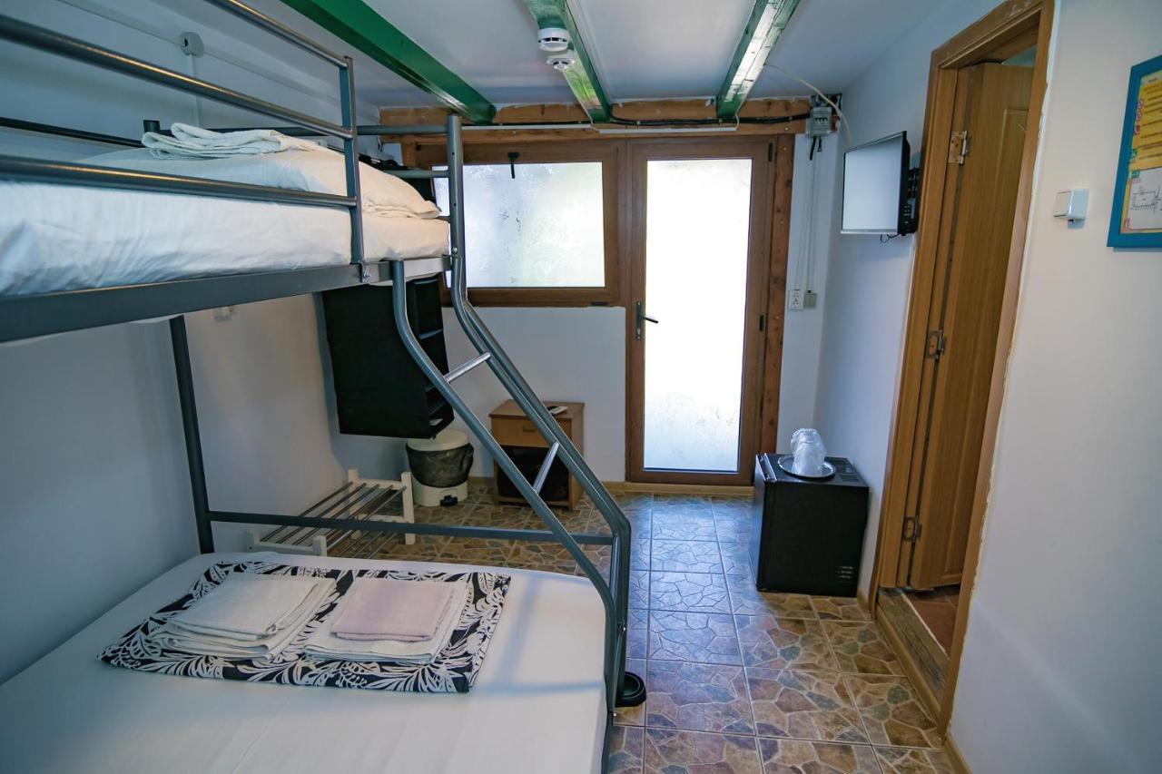 Bazart Vama Veche Hostel ภายนอก รูปภาพ
