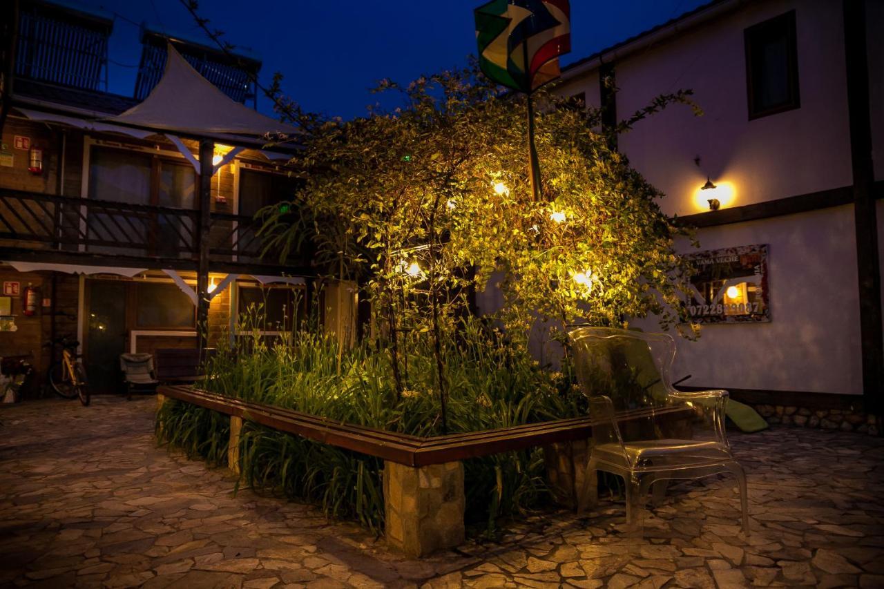 Bazart Vama Veche Hostel ภายนอก รูปภาพ