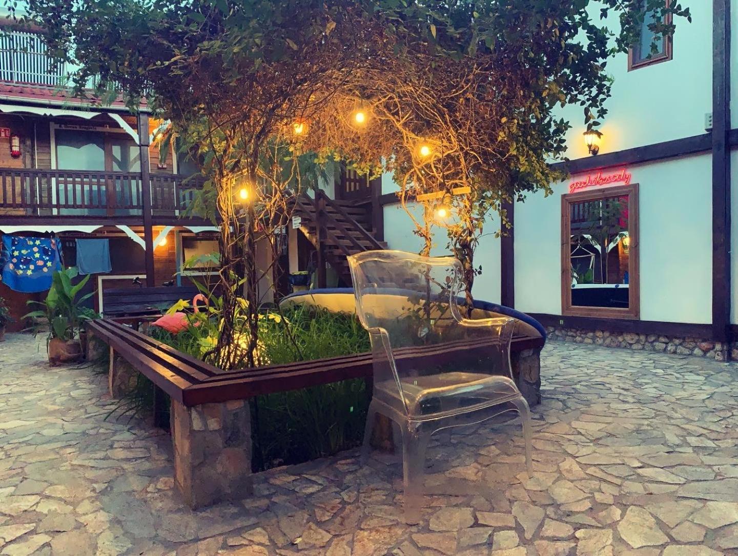 Bazart Vama Veche Hostel ภายนอก รูปภาพ