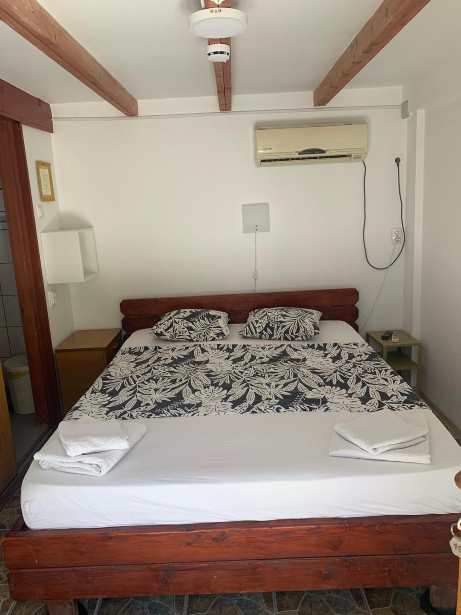 Bazart Vama Veche Hostel ภายนอก รูปภาพ